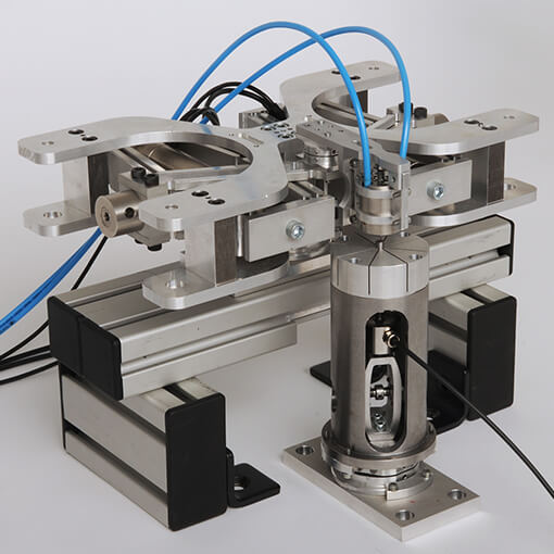Fiber based laser interferometry stimulating the development of highly precise micro manufacturing made with the displacement sensor