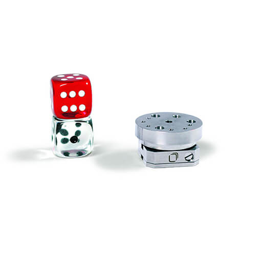 Outgassing Behaviour in Ultra High Vacuum made with Ambient or Vacuum Nanopositioner