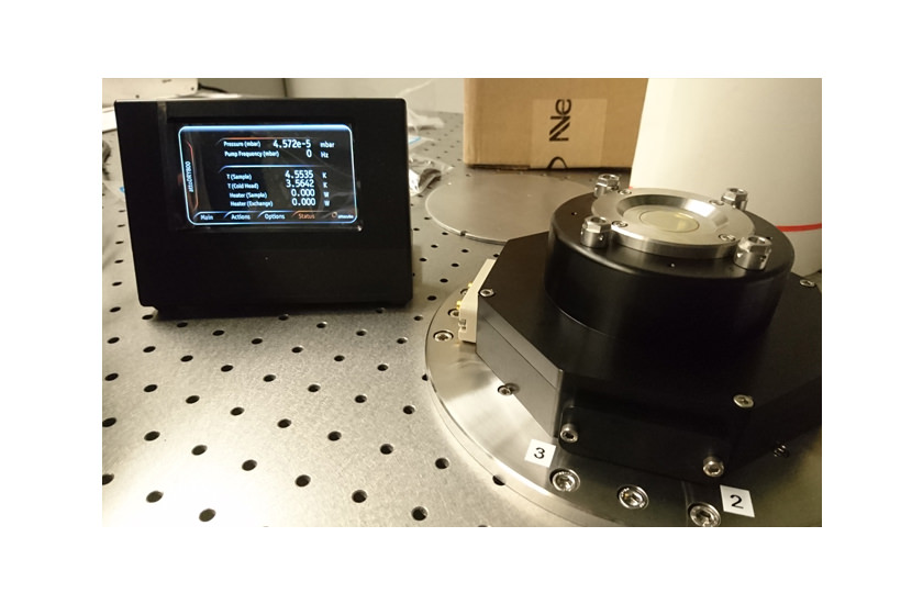 optical cryostat RT Ojbective Short WD with LCCC shroud.jpg